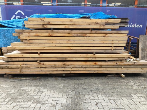 Gebruikt vuren balk 100x250x2000mm (partij)