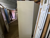Gebruikte binnendeur 880x2300 linksdraaiend stomp hout lichtgroen