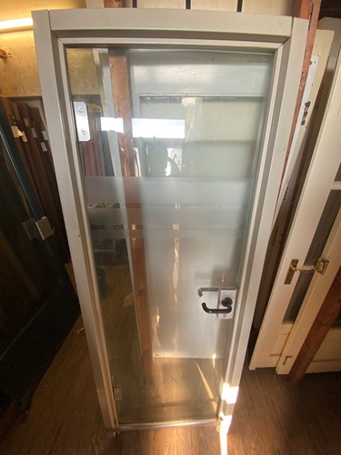 Gebruikte binnendeur 680x2030 rechtsdraaiend opdek glas incl. kozijn