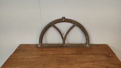 Gebruikt halfrond stalraam 590x270mm