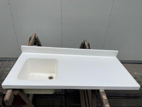 Gebruikt polyester spoeltafel l1550 x B600-2