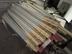 Gebruikte aluminium palen tbv balustrade 1250mm
