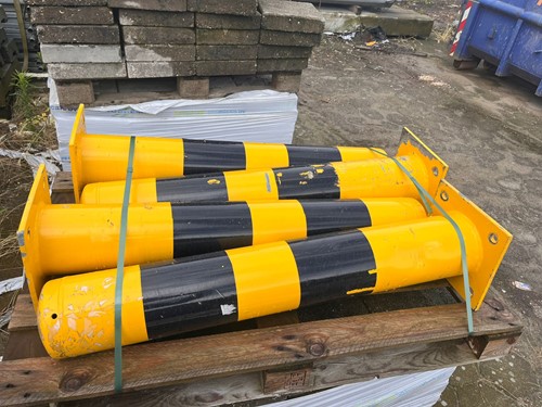 Aanrijdpaal H1000mm geel/zwart
