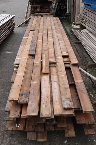 Gebruikte houten vloerdelen L4500mmxB117mm blank (per m²)