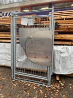 Gebruikte bouwhekpoort B1300mm x H2000mm ( met cilinder en alarm)