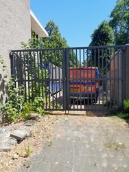 Gebruikte draaipoort H2700x B4750 grijs