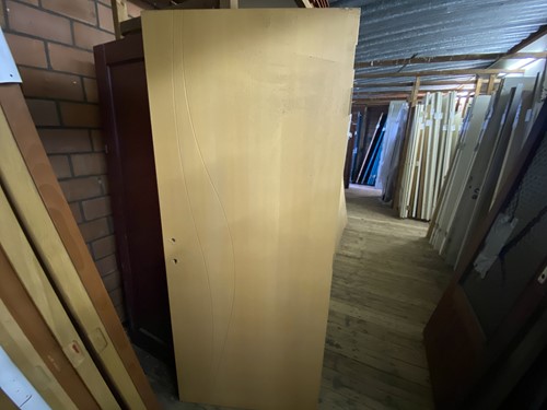 Gebruikte binnendeur 827x2015 rechtsdraaiend stomp hout bruin