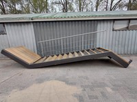 Gebruikte Stalen trap H2520xB1180mm leuning links antraciet