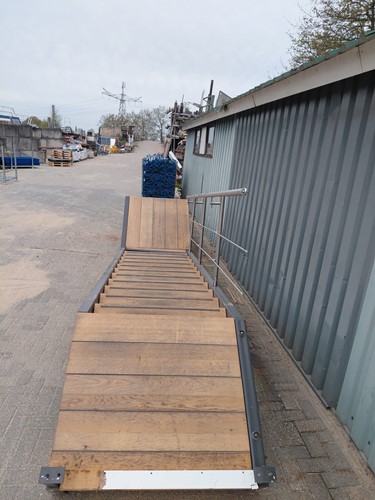 Gebruikte Stalen trap H2520xB1180mm leuning links antraciet-3