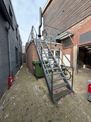 Gebruikte Stalentrap B1160mmx H3150mm antraciet met leuning