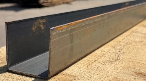Koud gewalst U profiel 80x120x80x3 5500mm blauw