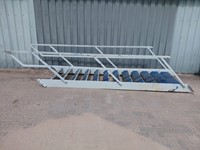 Gebruikte Stalentrap B1020mmx H2400mm Wit met leuning 