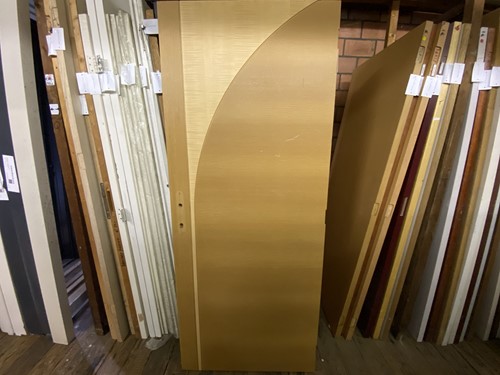 Gebruikte binnendeur 825x2020 rechtsdraaiend stomp hout bruin